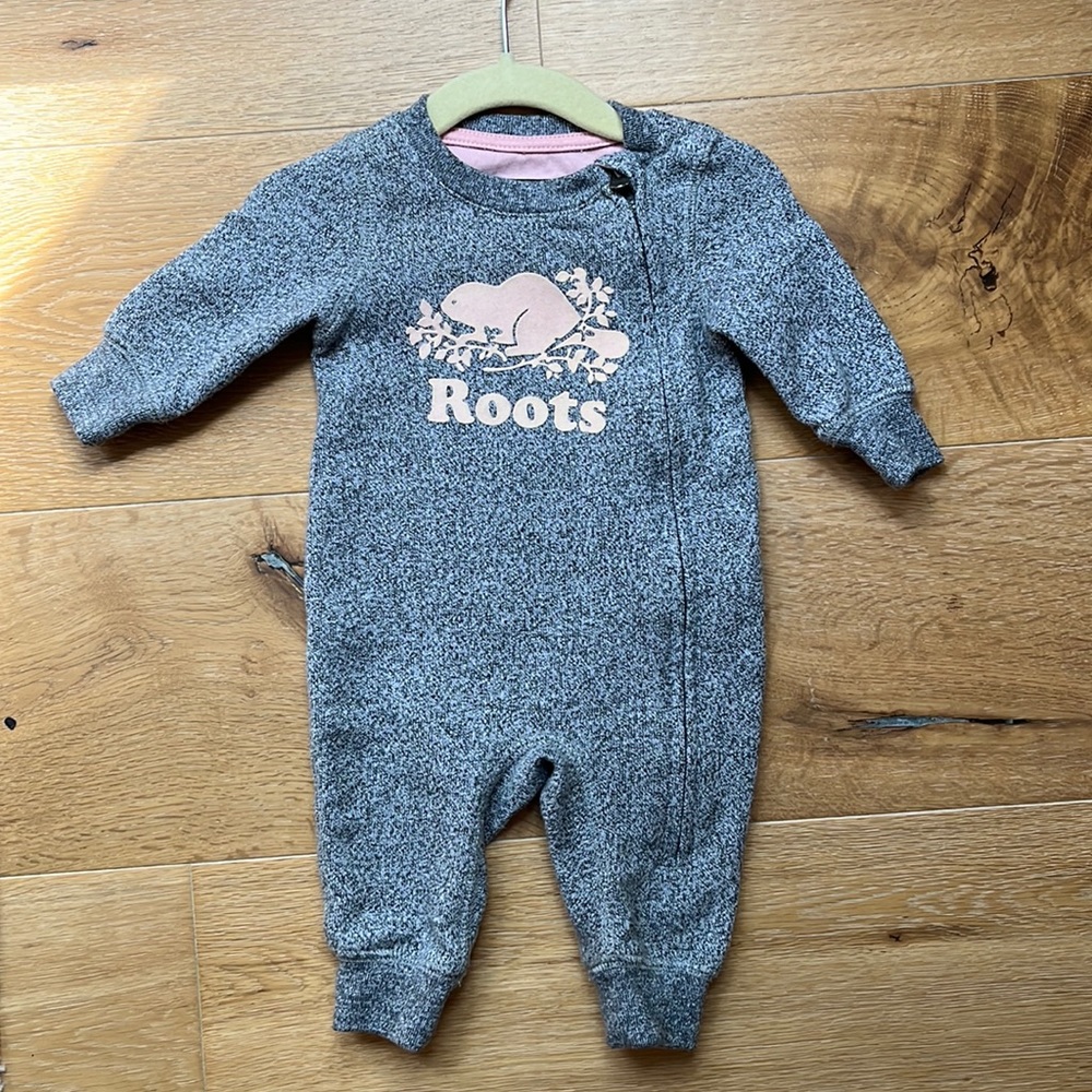 Roots Onesie 3 Months
